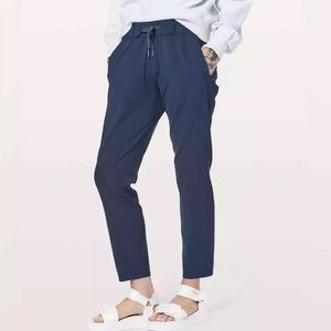 Lululemon On The Fly Pant True Navy Size 10